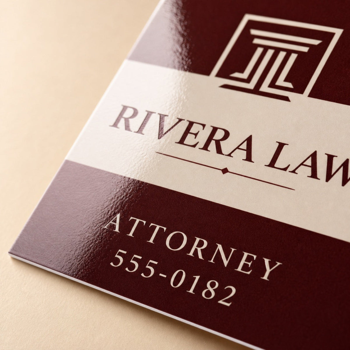 Close-up of the mirror high-gloss UV coating on High-Gloss Business Cards